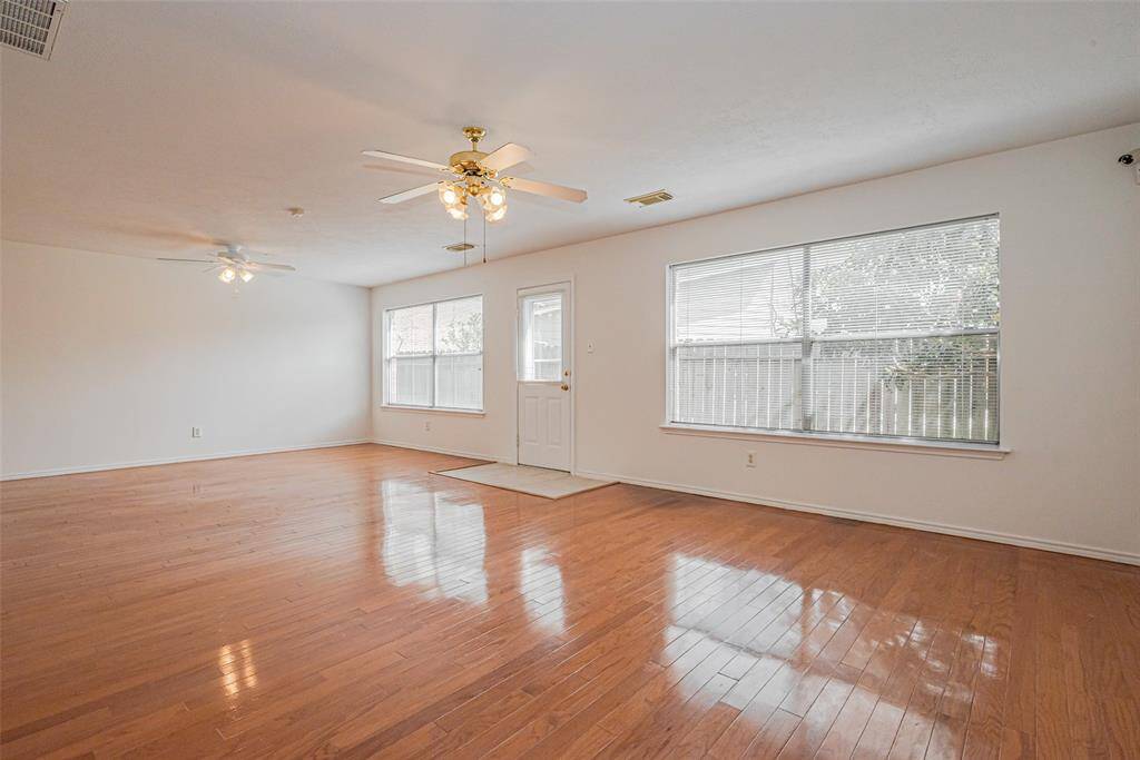 1st Floor Living Room