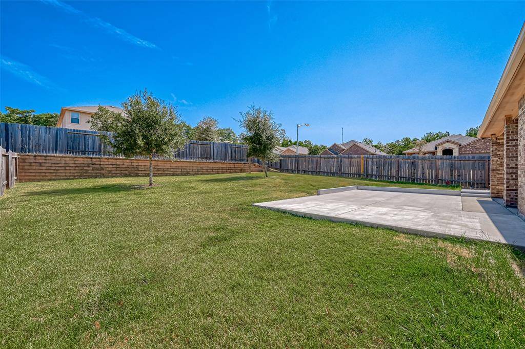 Green thumbs and gardening aficionados will be thrilled by the endless possibilities that this ample garden space provides.