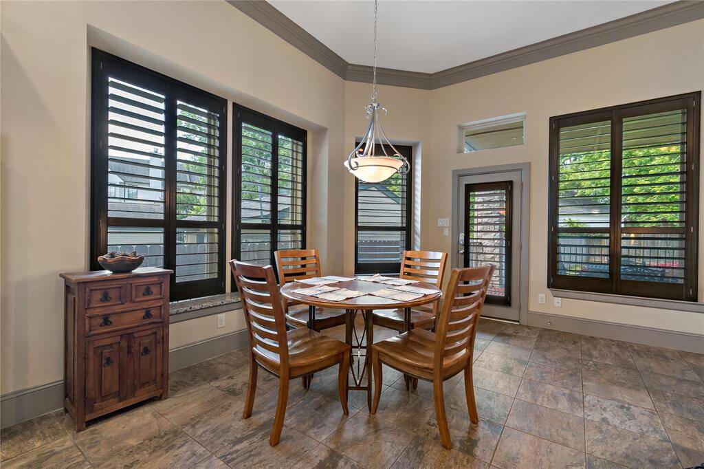 Large breakfast area also has plantation shutters