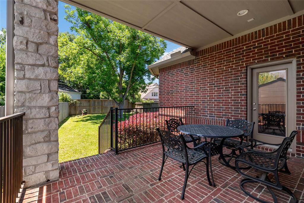 Large porch off the breakfast room with room for your entertaining needs