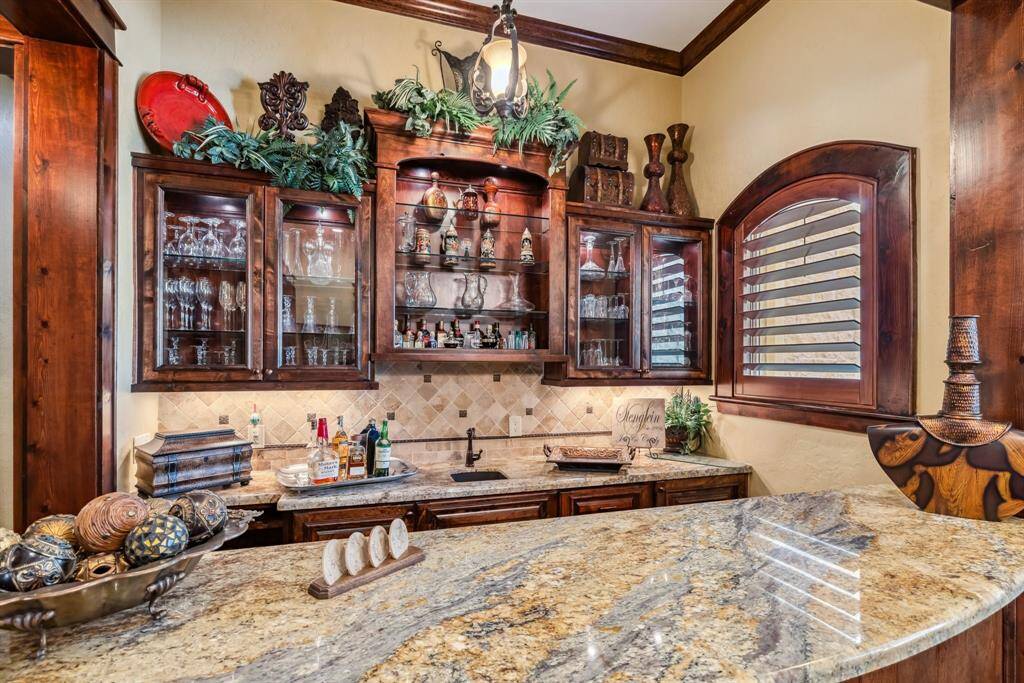 Another view of this fabulous family room. This room creates a cozy yet sophisticated atmosphere.