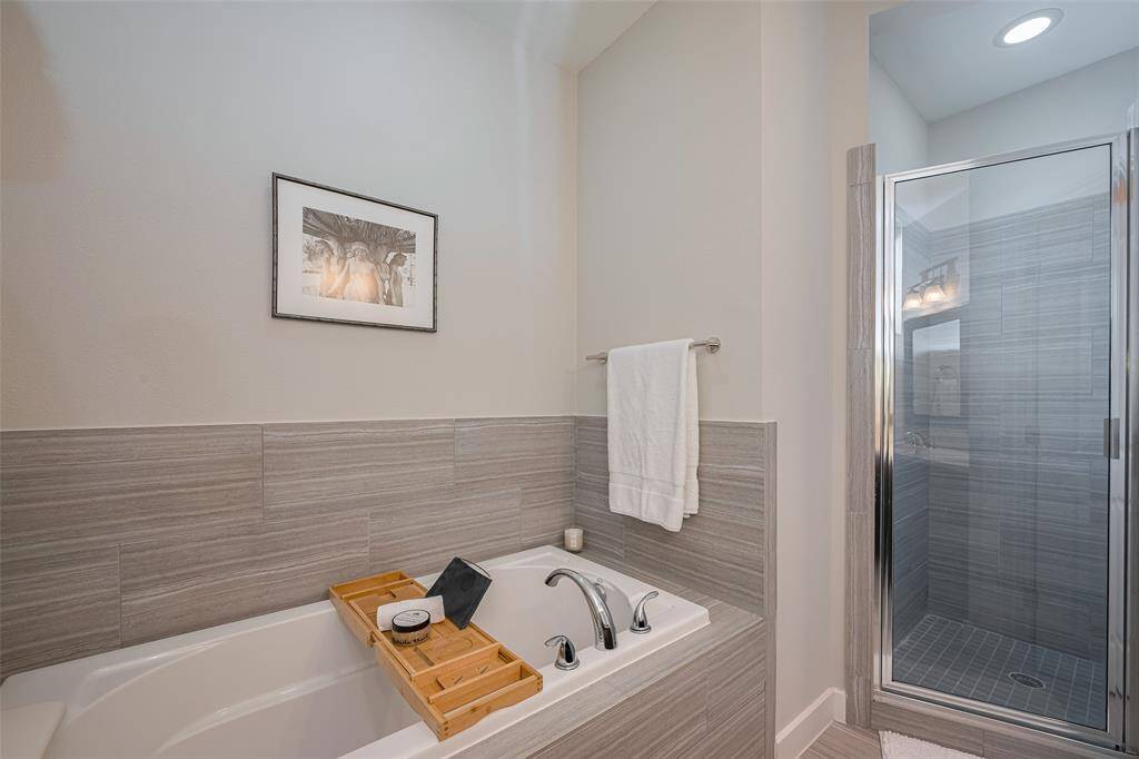 Soaking tub!