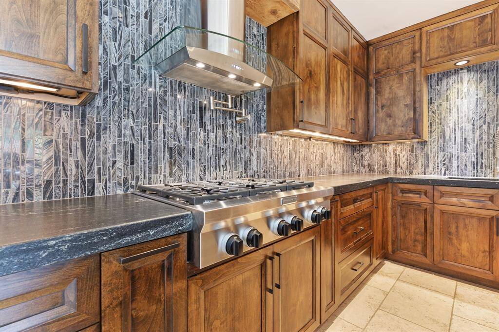 Pot filler Above Gas Stove