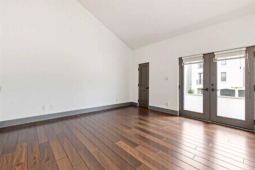 Office or Second Bedroom
