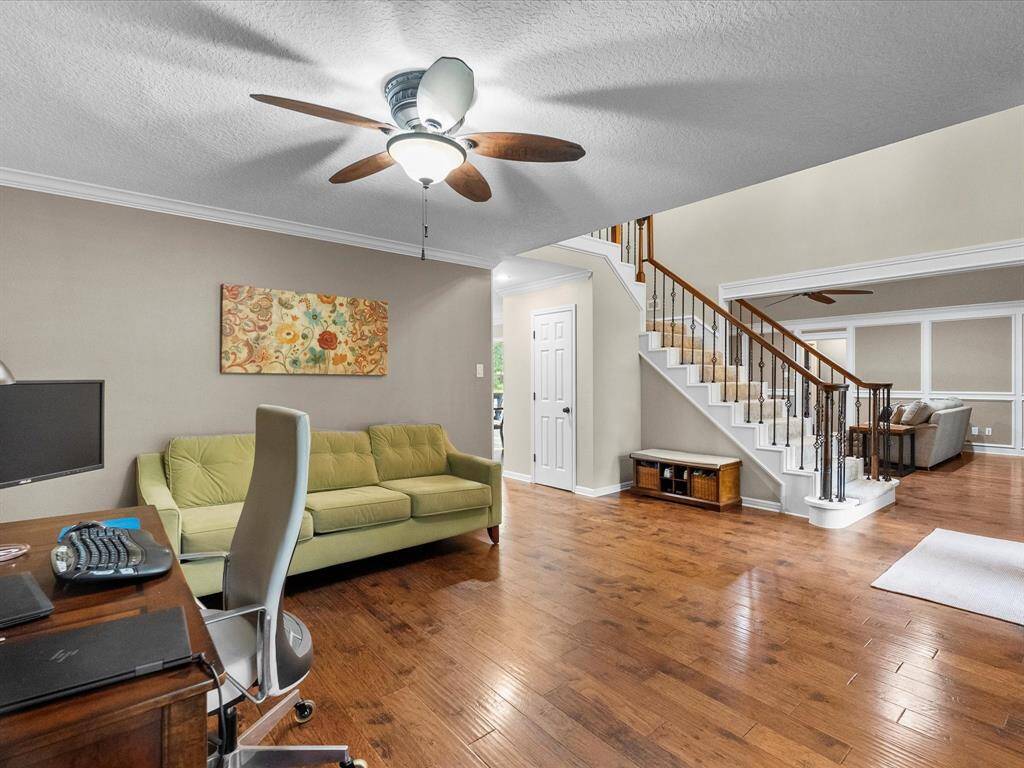 Dining Room/Formal area.