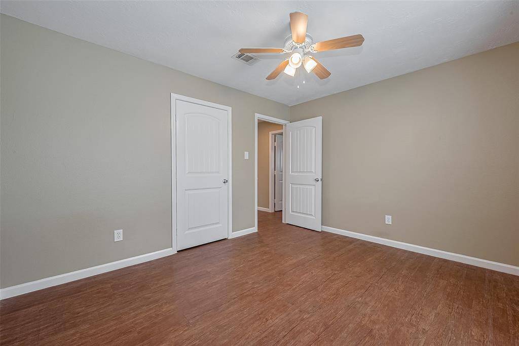 Bedroom #1