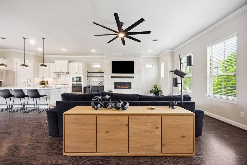 Second floor living area