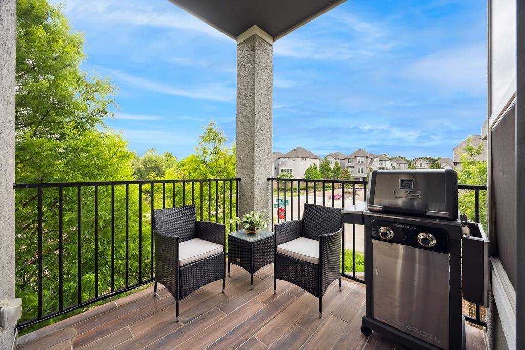 Second floor balcony