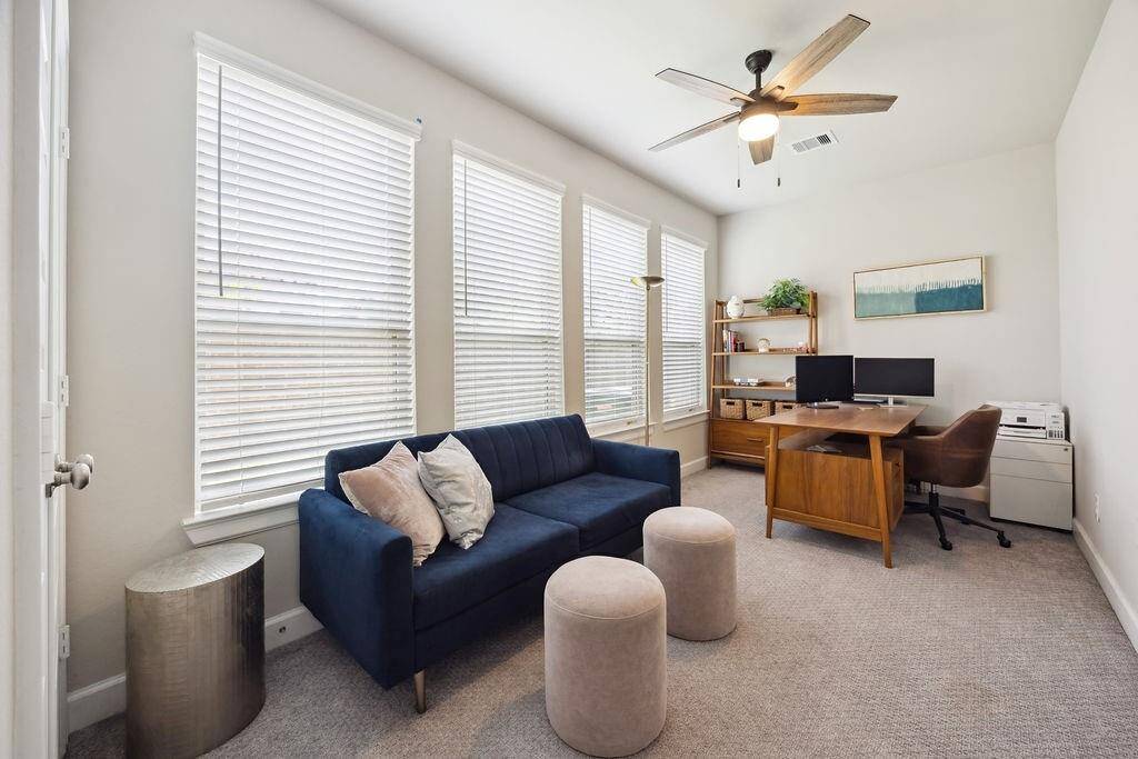 Downstairs bedroom and/or home office