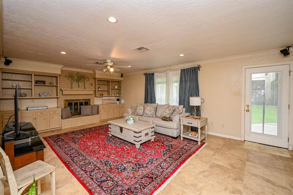 Open floor plan with tilesfloors