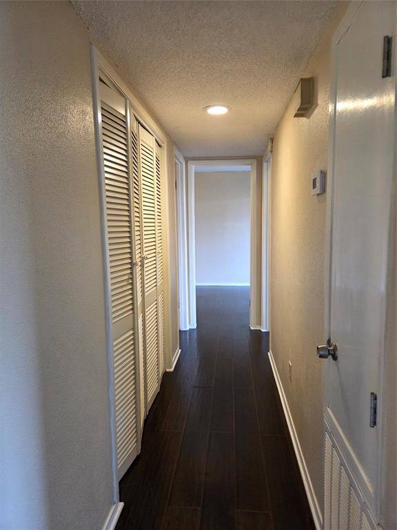 Hallway to bedrooms