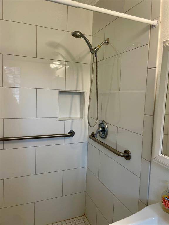 Updated,Handicapped Friendly Primary Suite.