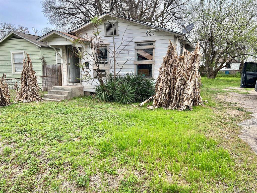 do not count the old house, just the lot 2,500 sqft