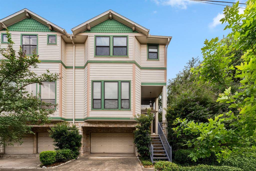 Corner-lot Montrose home with private driveway, lush landscaping, and no HOA in one of Houston's most walkable neighborhoods.