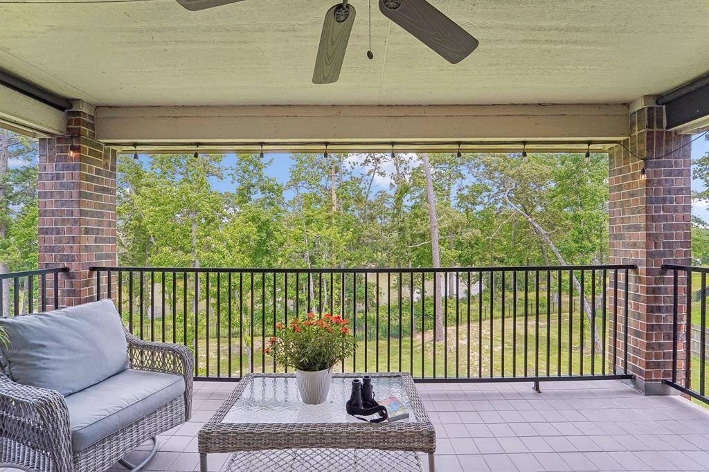 Upper Balcony Deck