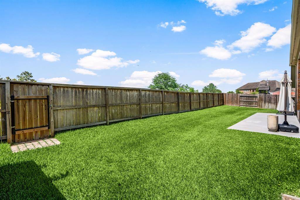 This breathtaking view is right from your very own backyard! Enjoy the serene and calming view from the comfort of your covered patio as your kids and furry friends run around.