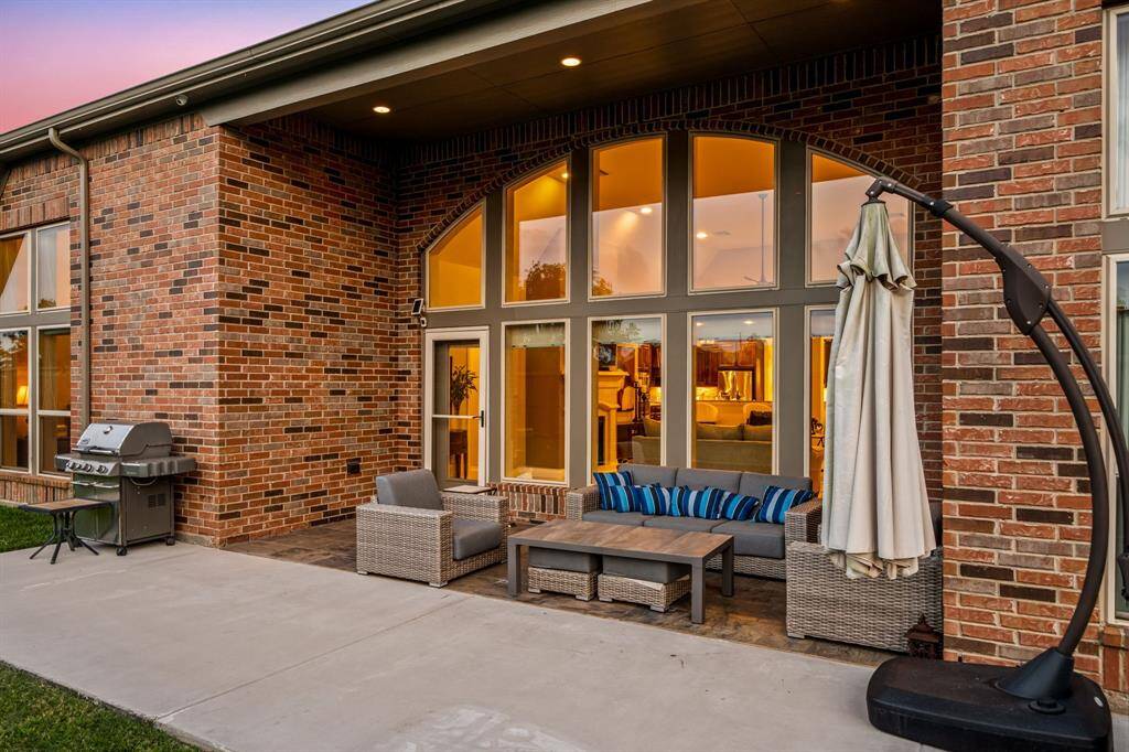 Sit back, relax and enjoy your gorgeous backyard under your large covered patio. Complete with recessed lighting, plenty of space for an outdoor kitchen or grilling station and outdoor seating. Your covered patio overlooks your huge backyard with plenty of green space for the kids and your furry friends to enjoy.