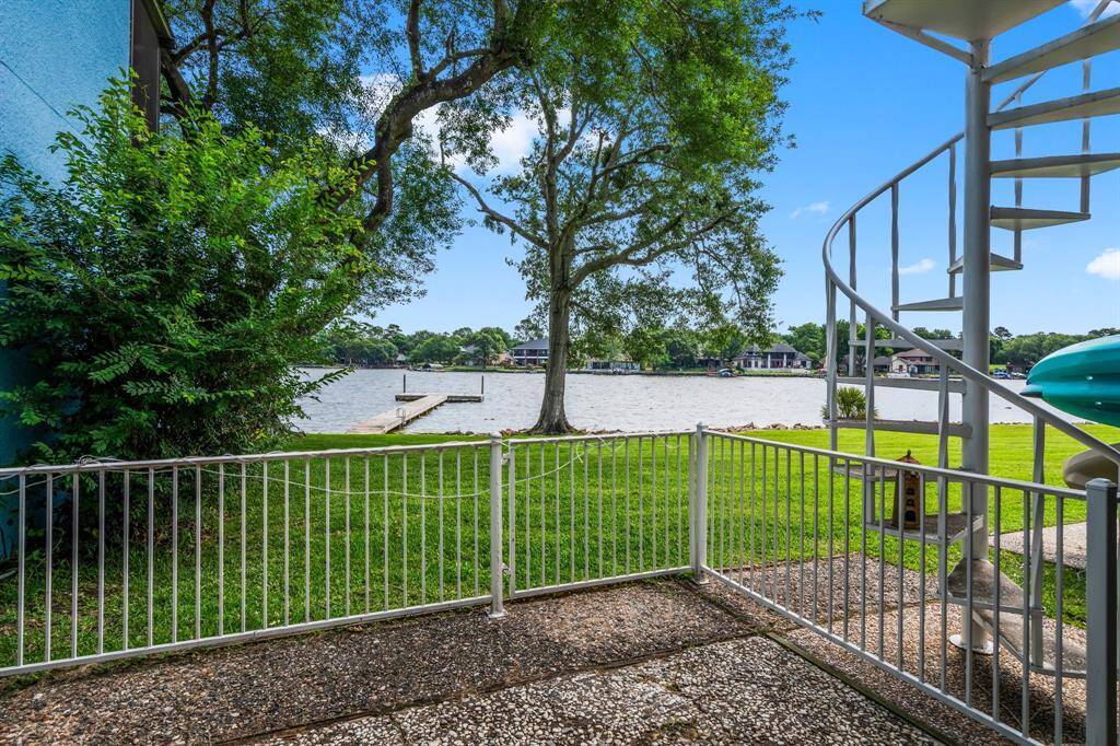 Lake side Patio next to Primary Bedroom