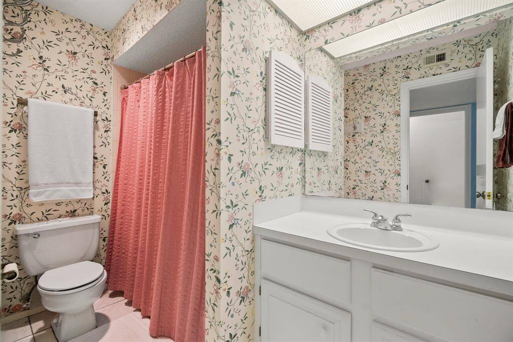 Private Bath of Bedroom 2 on first level