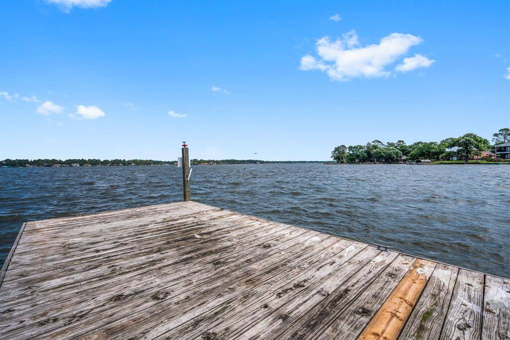 Beautiful views of the lake from the dock