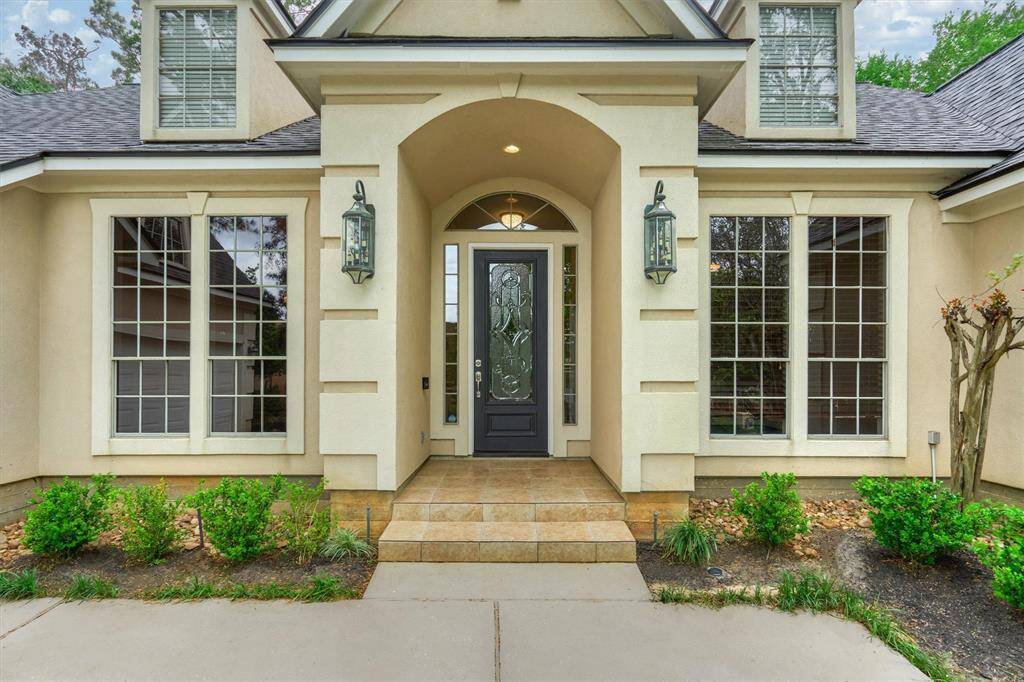 Sophisticated entry for you and your guests.