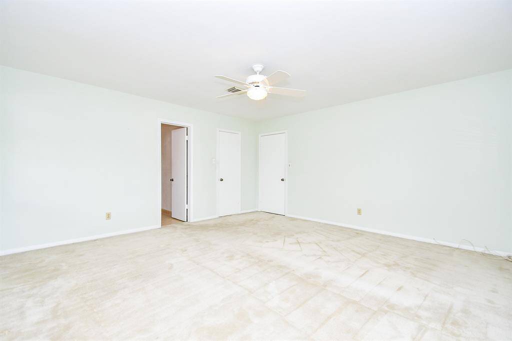 There is an en-suite bath and nice closet space in the primary suite.