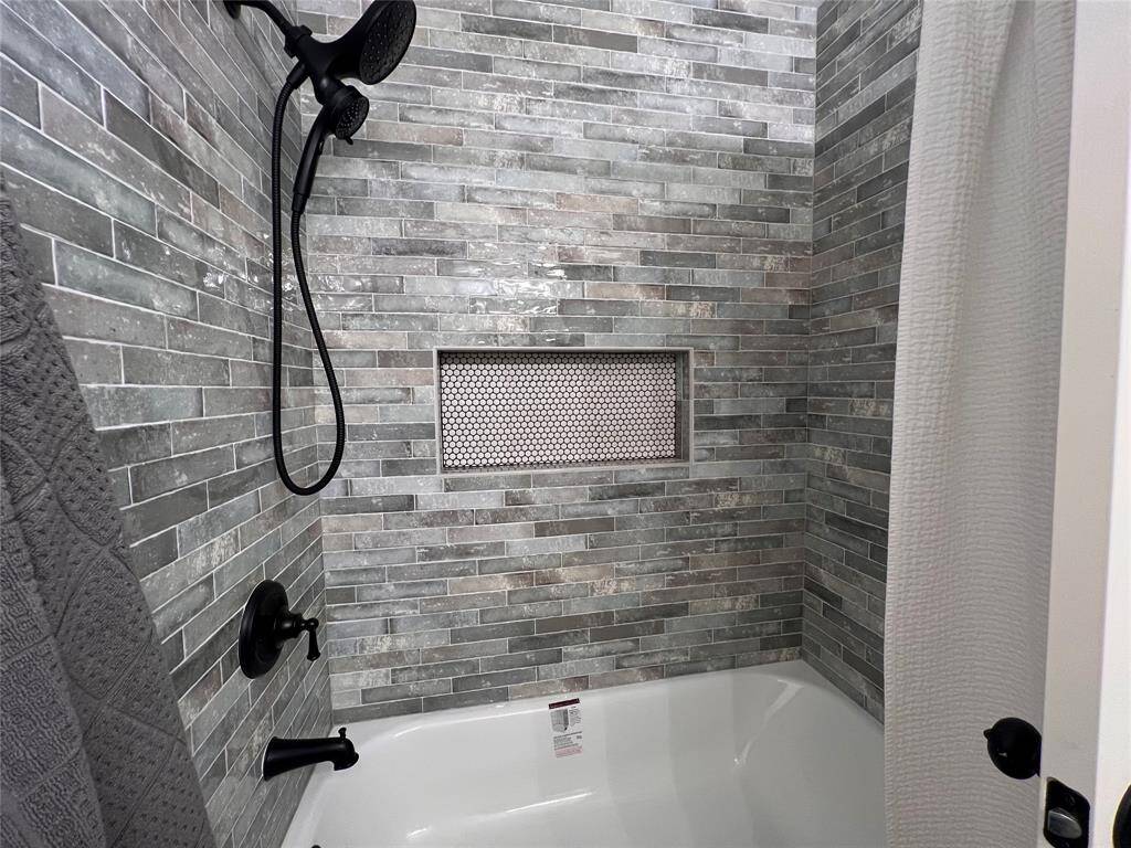 Hallway bath