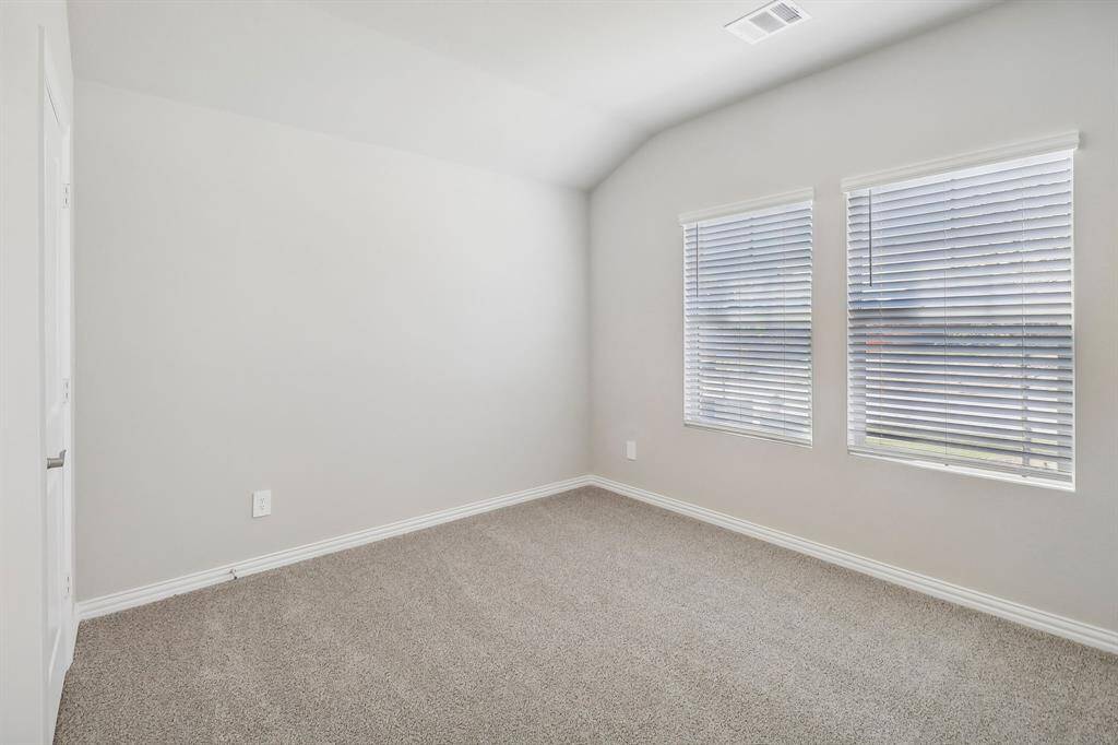 Photo is not of the actual home but is an inspirational photo of builder’s model home and may depict options, furnishings, and/or decorator features that are not included.