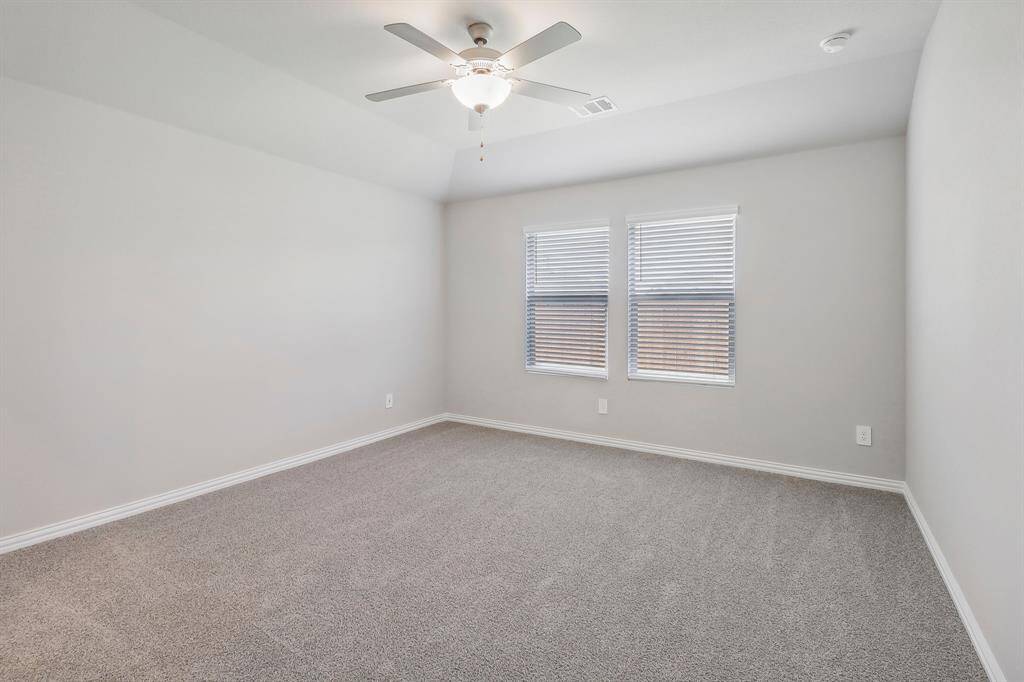 Photo is not of the actual home but is an inspirational photo of builder’s model home and may depict options, furnishings, and/or decorator features that are not included.