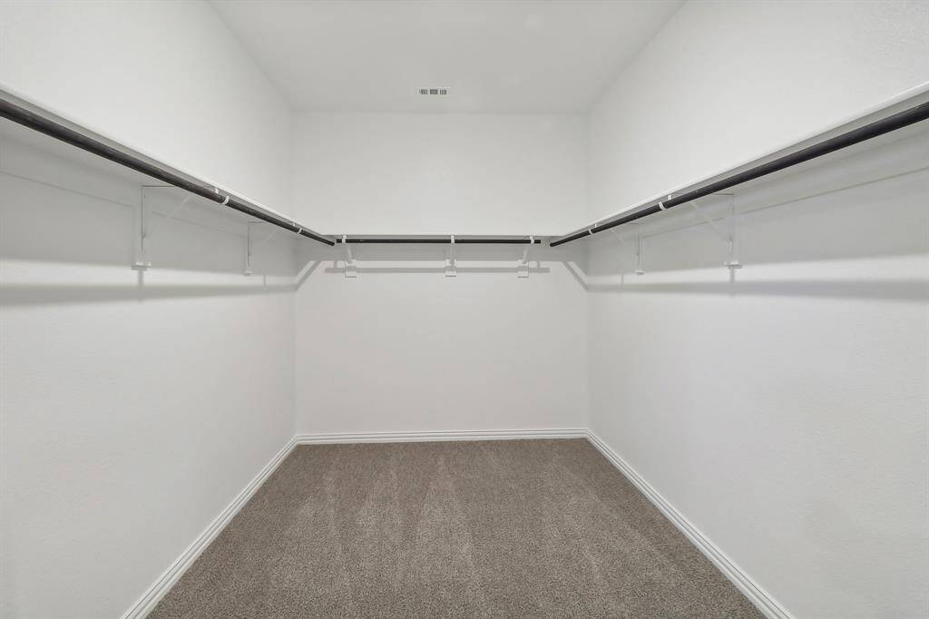 Photo is not of the actual home but is an inspirational photo of builder’s model home and may depict options, furnishings, and/or decorator features that are not included.