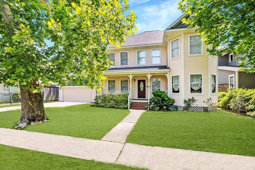 Welcome to 1620 Columbia, a distinguished custom home built in 1989, marking it as one of the later architectural treasures of the 20th century in the Heights. This exceptional residence offers a meticulously crafted floor plan on a sprawling oversized lot. The home's exquisite design harmonizes with its generous surroundings, providing a unique blend of historical charm and modern sophistication. Experience the perfect balance of timeless elegance and contemporary comfort in this extraordinary property.
