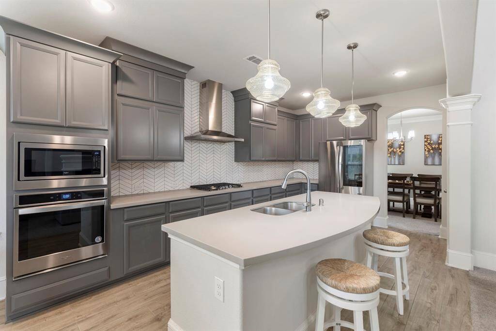 There is a lot of light in the kitchen!