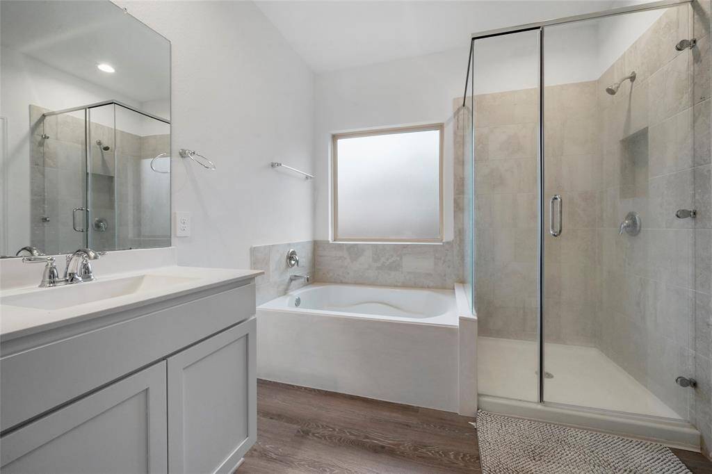 Primary bath.