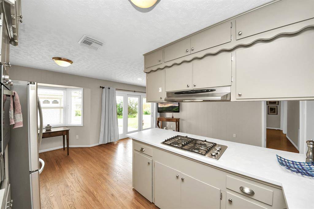 Effortlessly serve family and guests from the kitchen to the inviting island.