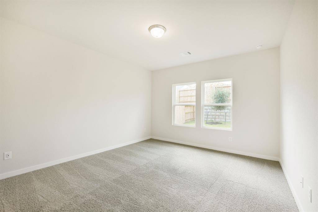 Photo is not of the actual home but is an inspirational photo of builder’s model home and may depict options, furnishings, and/or decorator features that are not included.