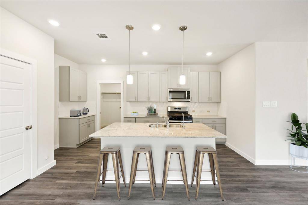 Photo is not of the actual home but is an inspirational photo of builder’s model home and may depict options, furnishings, and/or decorator features that are not included.