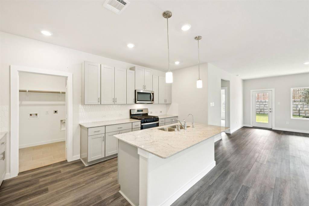 Photo is not of the actual home but is an inspirational photo of builder’s model home and may depict options, furnishings, and/or decorator features that are not included.