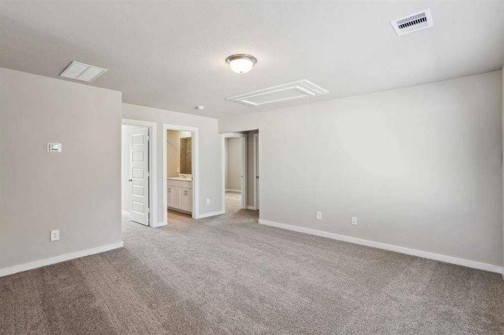 Photo is not of the actual home but is an inspirational photo of builder’s model home and may depict options, furnishings, and/or decorator features that are not included.