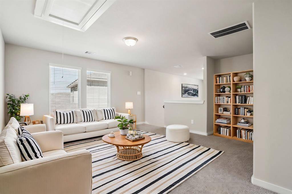 Photo is not of the actual home but is an inspirational photo of builder’s model home and may depict options, furnishings, and/or decorator features that are not included.