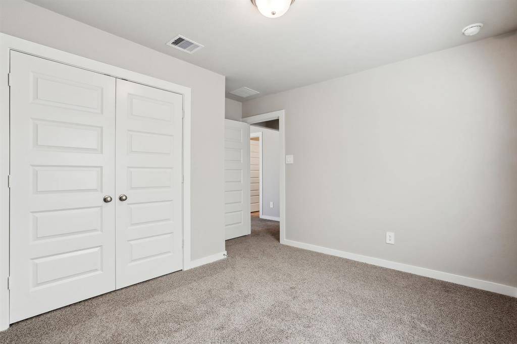 Photo is not of the actual home but is an inspirational photo of builder’s model home and may depict options, furnishings, and/or decorator features that are not included.