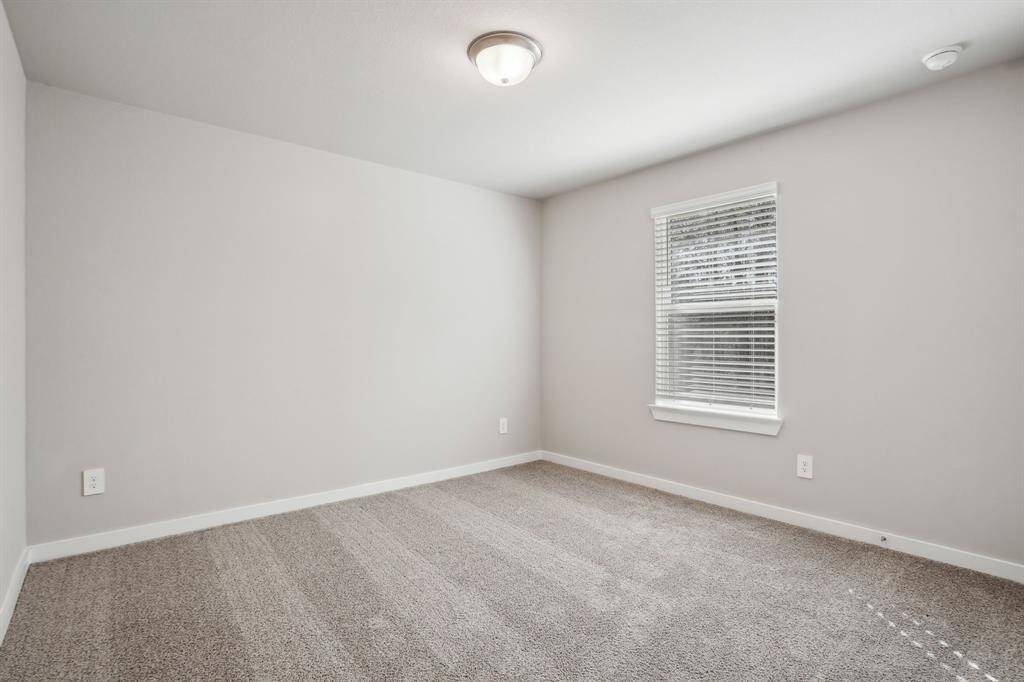 Photo is not of the actual home but is an inspirational photo of builder’s model home and may depict options, furnishings, and/or decorator features that are not included.
