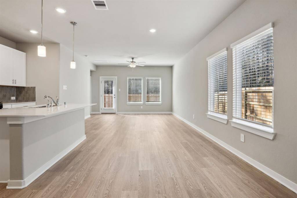 Photo is not of the actual home but is an inspirational photo of builder’s model home and may depict options, furnishings, and/or decorator features that are not included.