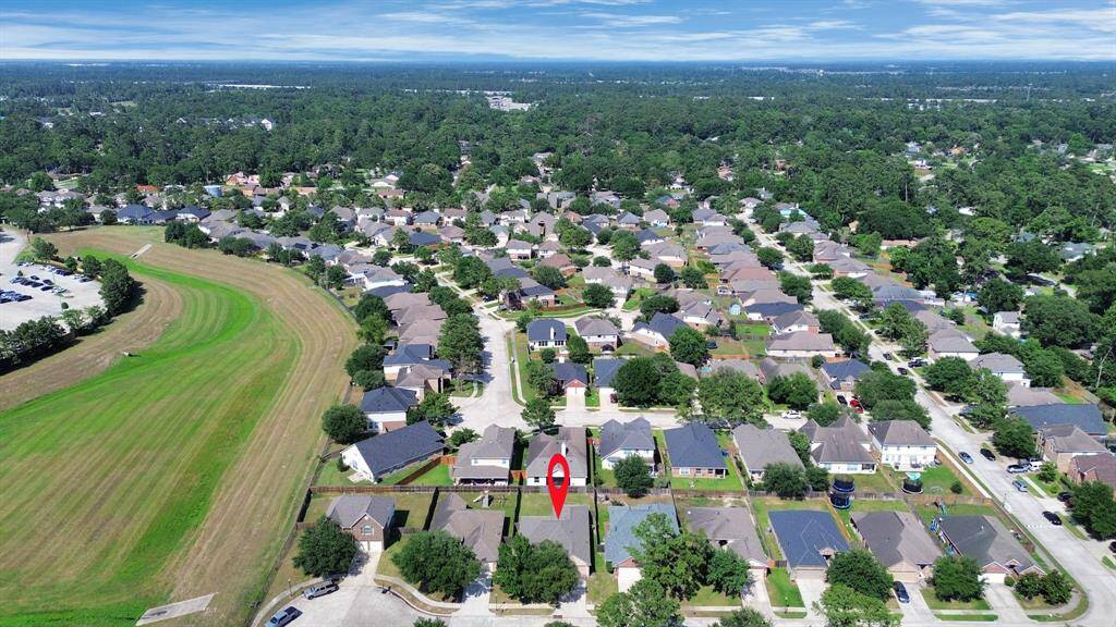 Ideal location within the gated community with quick access to I-45.