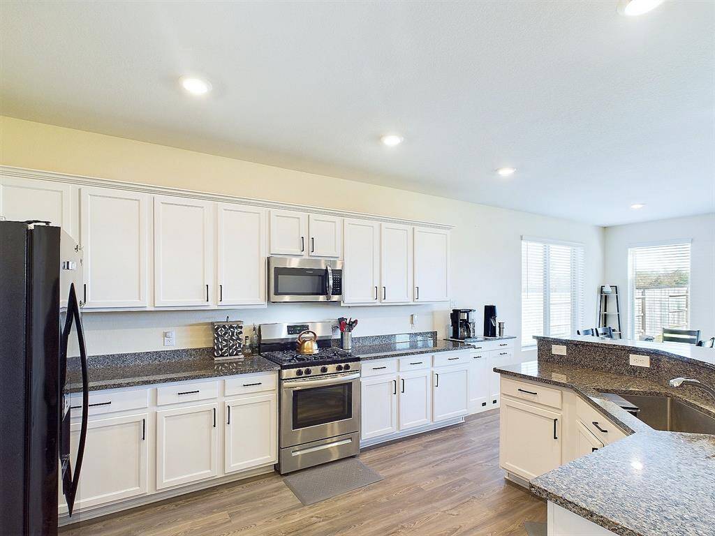 Plenty of counter space and a gas range!