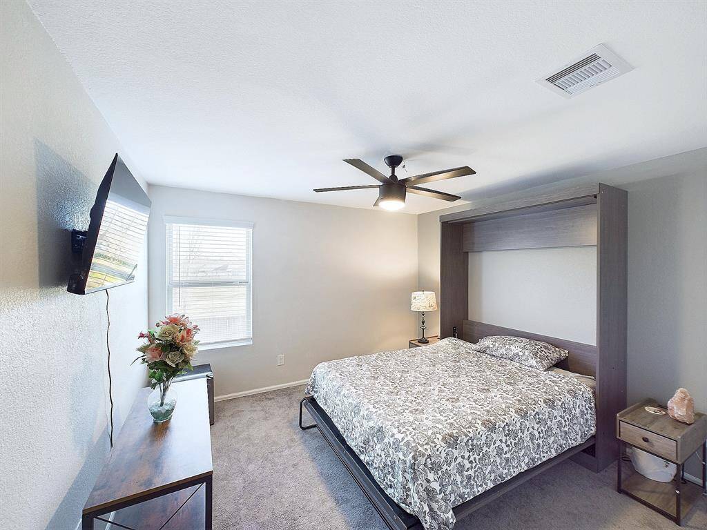 Murphy Bed can Stay- Guest Room 4