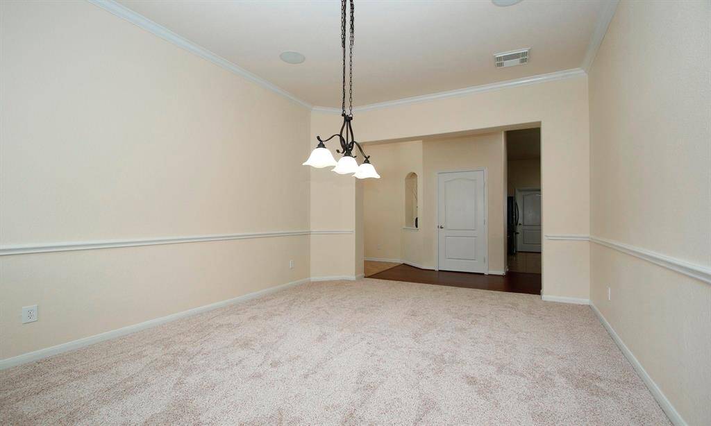 Both chair and crown molding!