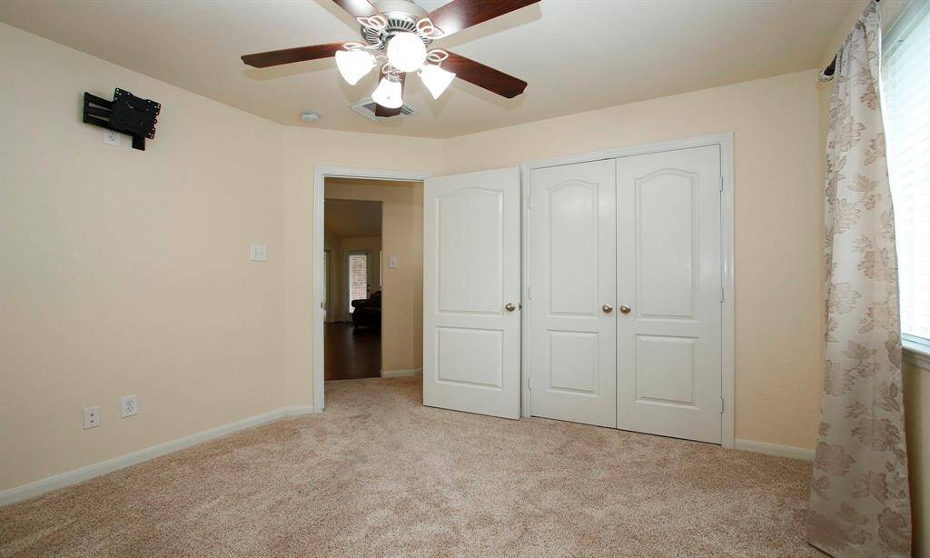 Closet storage