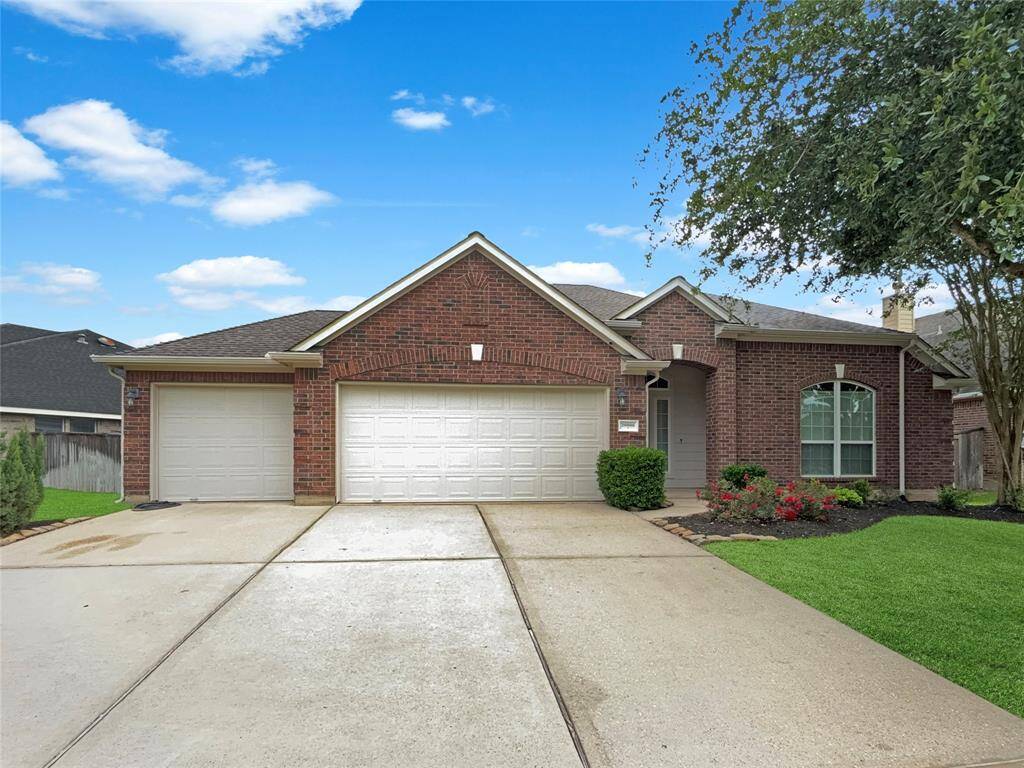 Plenty of parking in the extended driveway