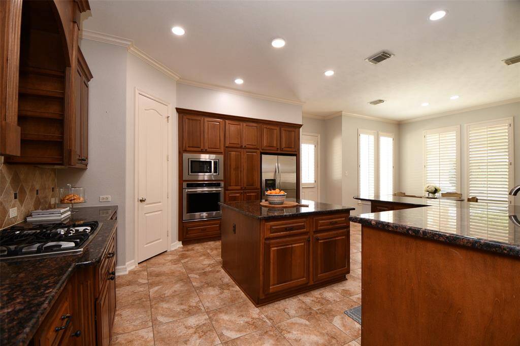 Island kitchen