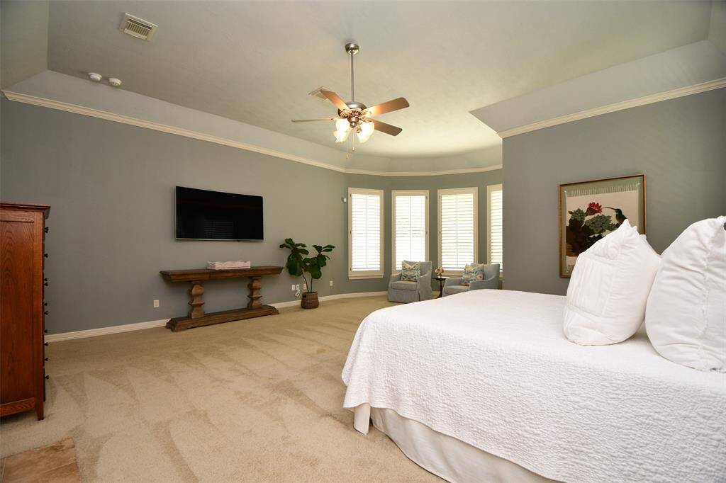 Large primary suite